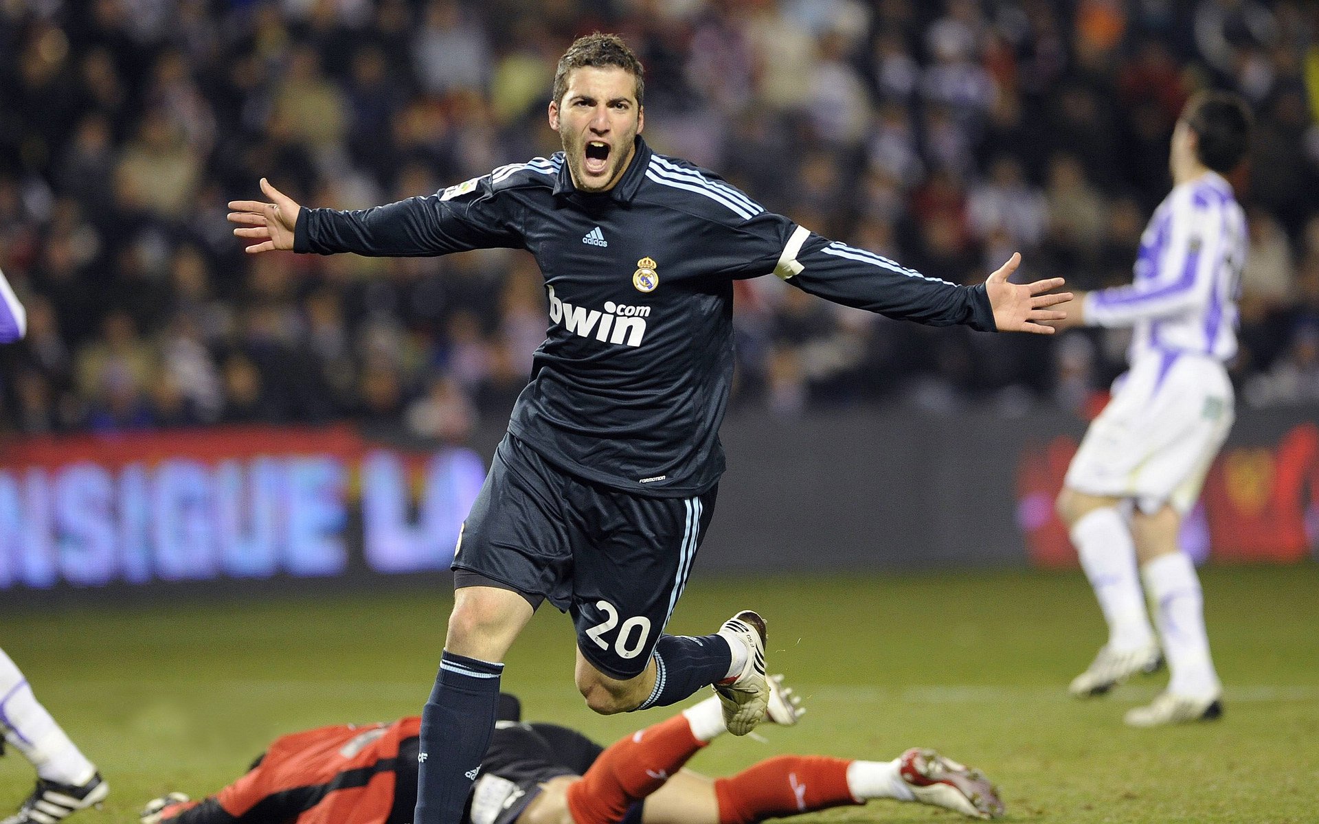 kaiyun官方入口登录-东亚杯U23国足惨败 球迷情绪波动较大，东亚杯国足3比0韩国